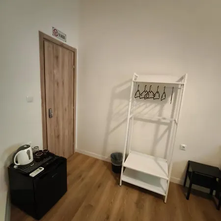 Beehive Mini Rooms-3